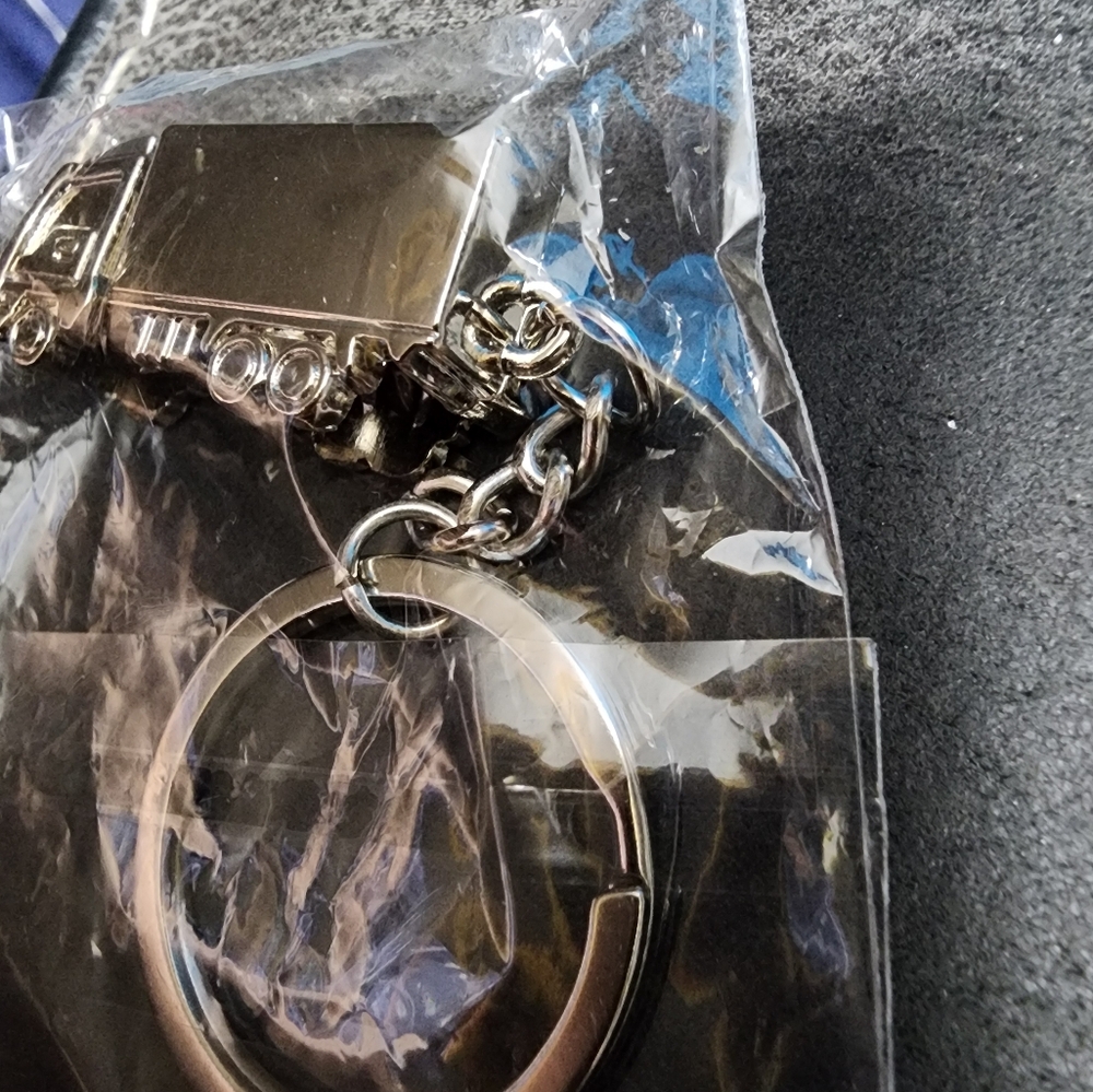 Key chain - Picture 2 of 3
